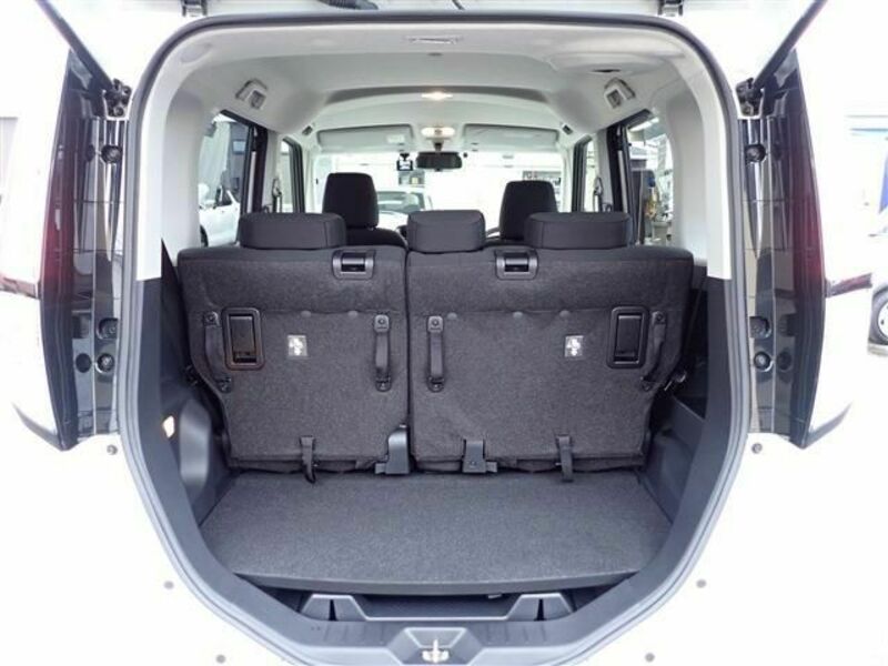 ROOMY
