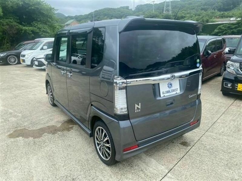 N BOX CUSTOM