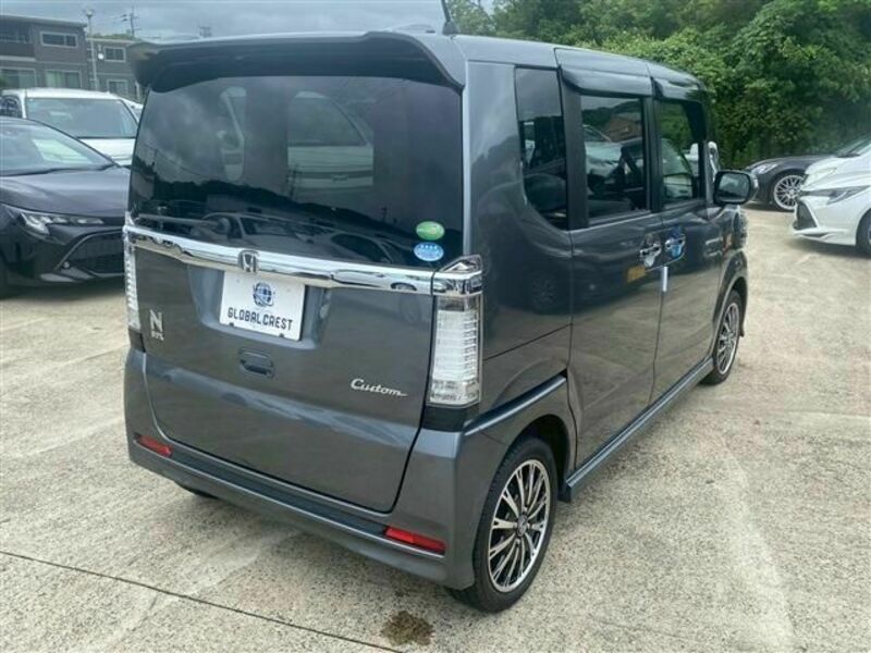 N BOX CUSTOM