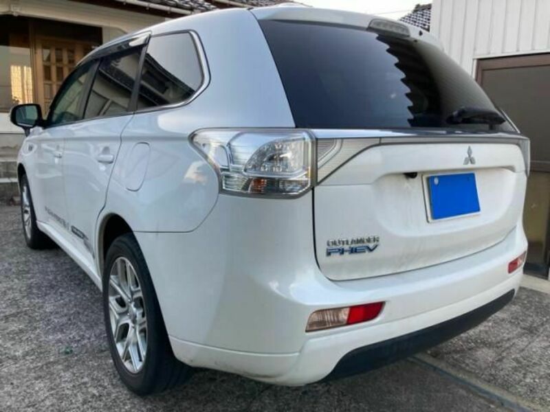 OUTLANDER PHEV