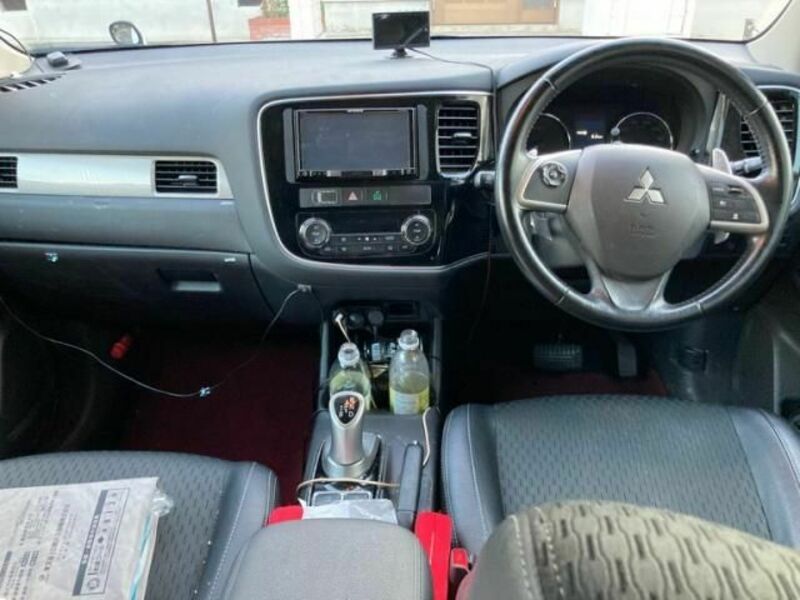 OUTLANDER PHEV