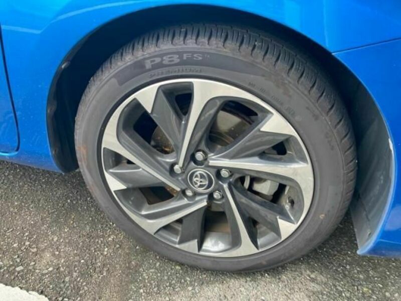 AURIS HYBRID