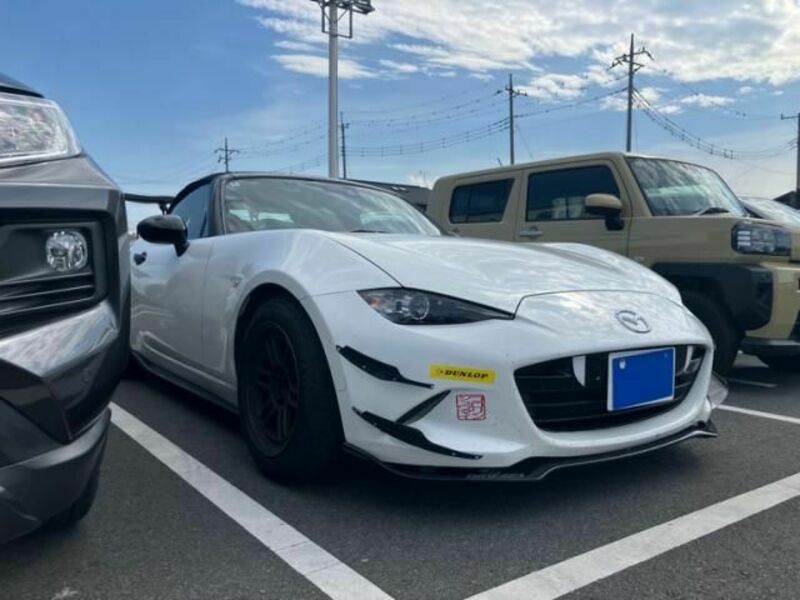 ROADSTER