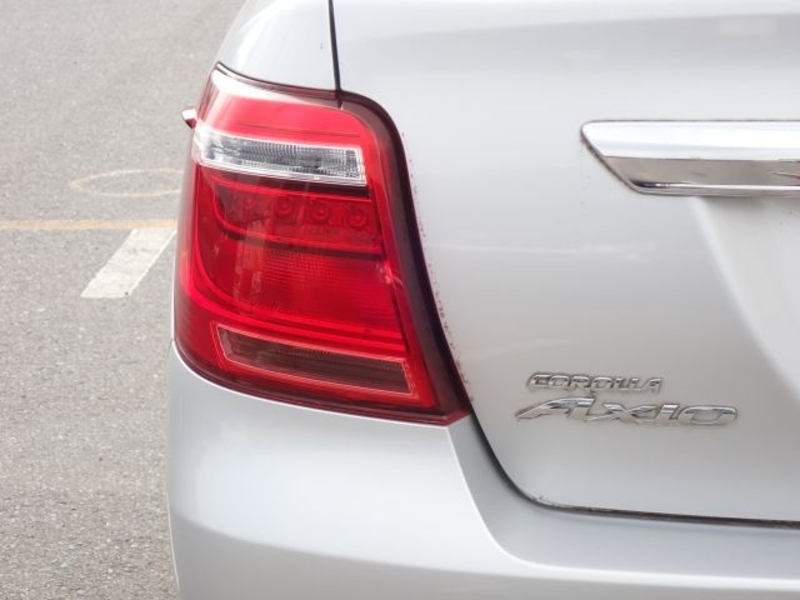 COROLLA AXIO