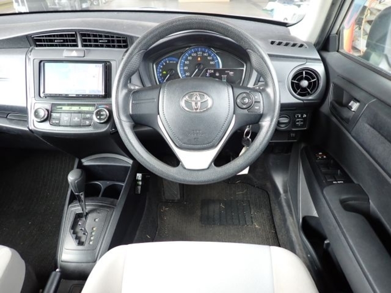 COROLLA AXIO