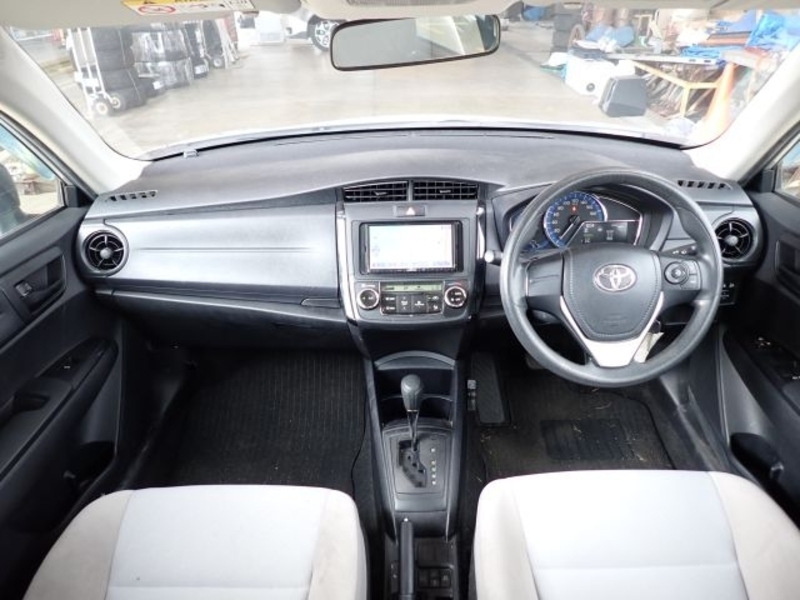 COROLLA AXIO