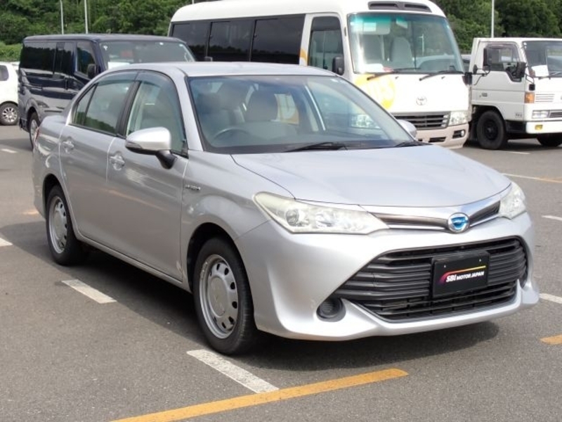 COROLLA AXIO