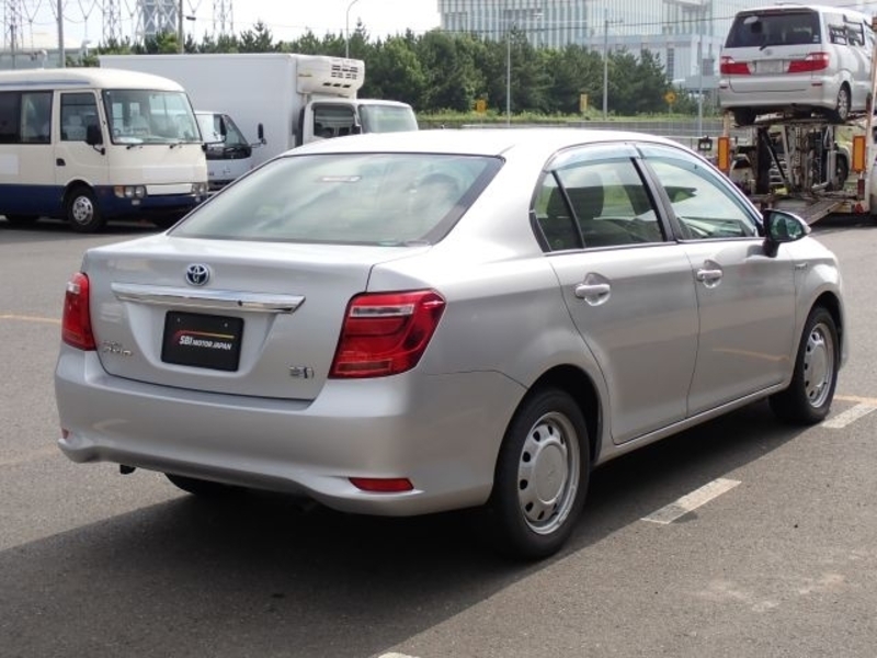 COROLLA AXIO