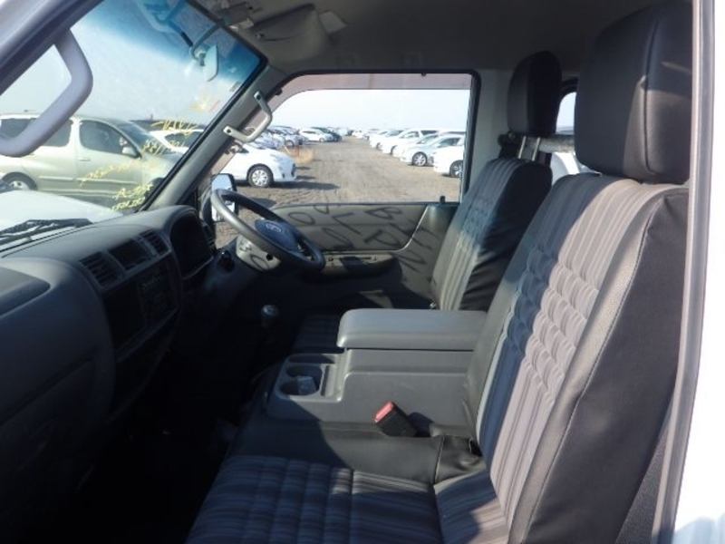 BONGO VAN