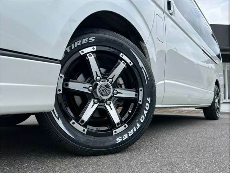 HIACE VAN
