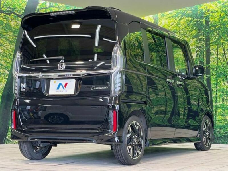 N BOX CUSTOM