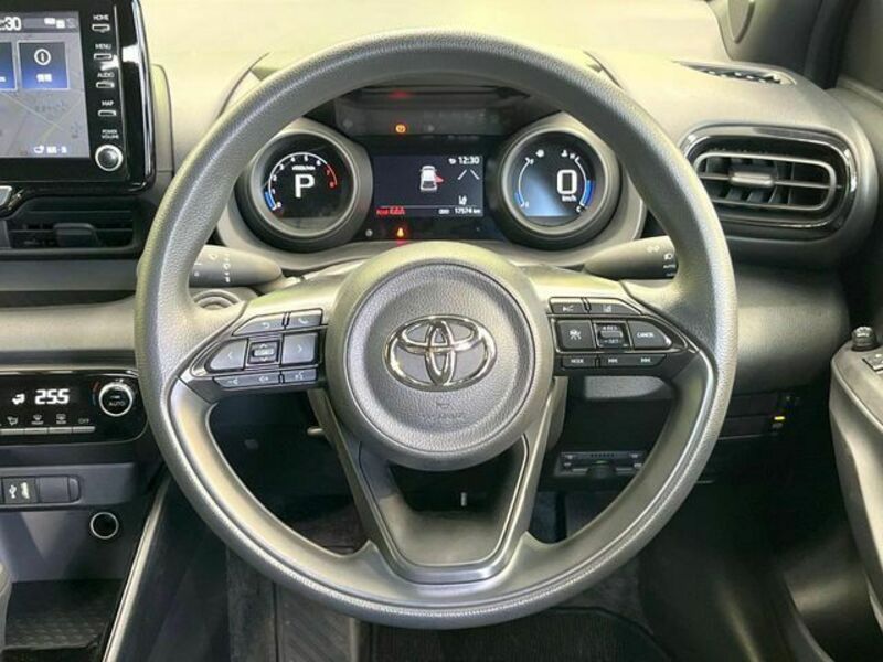 YARIS