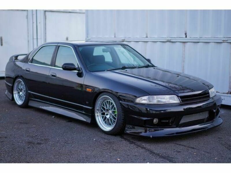 NISSAN SKYLINE