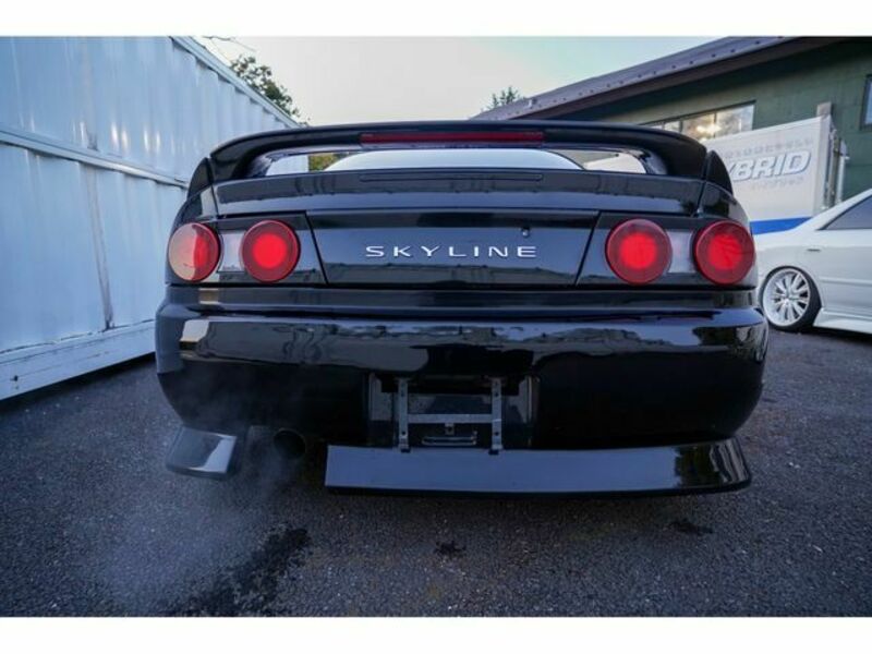 SKYLINE