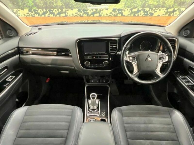 OUTLANDER PHEV