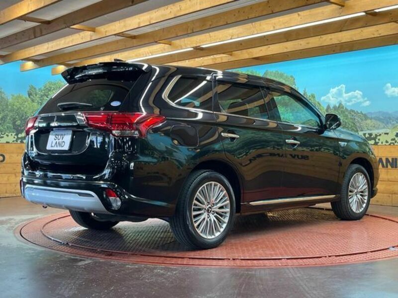 OUTLANDER PHEV