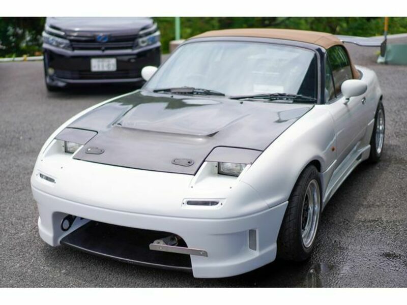 EUNOS ROADSTER
