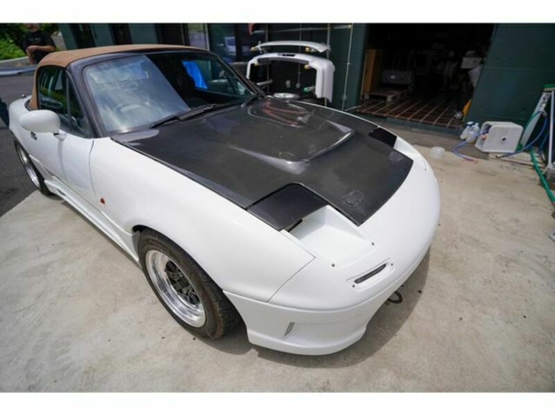 EUNOS ROADSTER