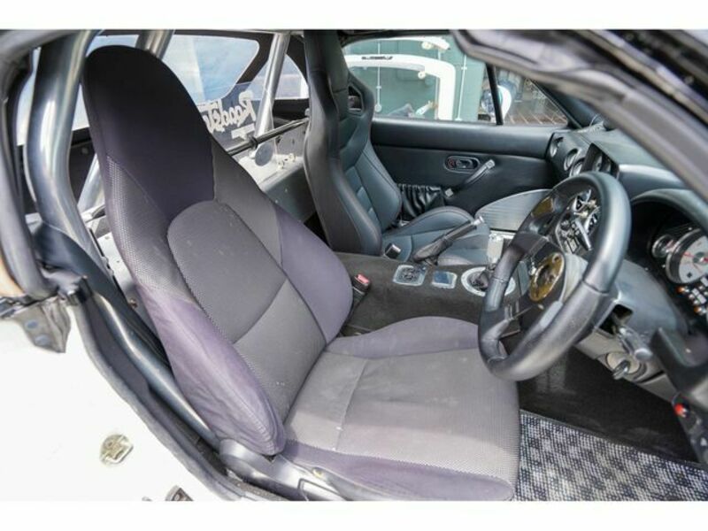 EUNOS ROADSTER