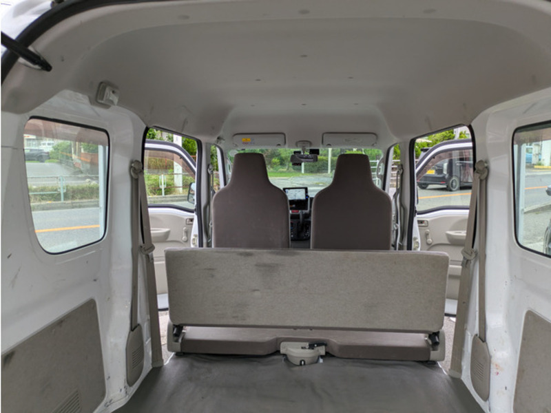 MINICAB VAN
