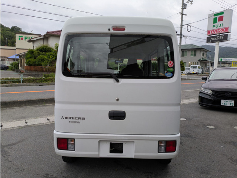 MINICAB VAN