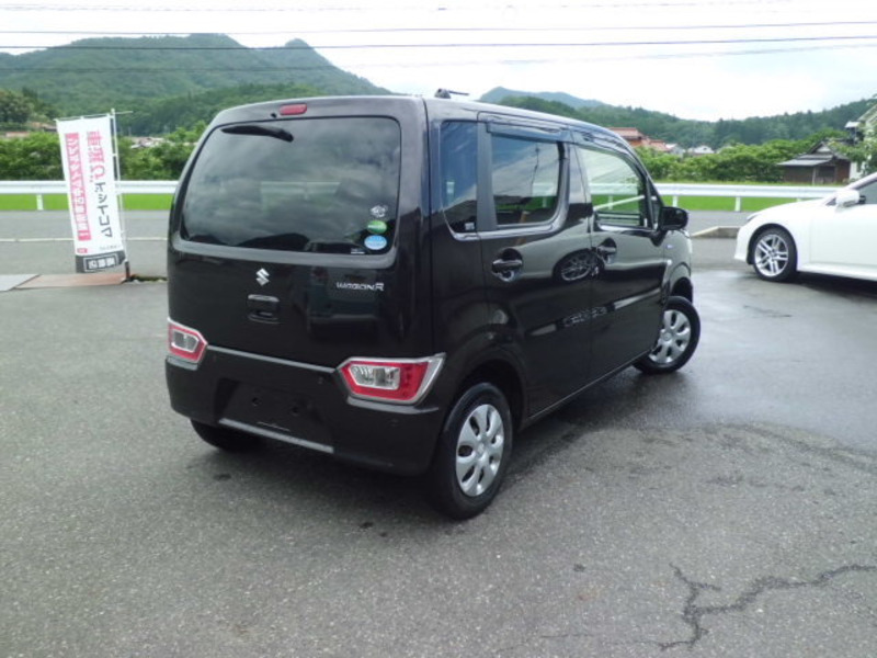 WAGON R