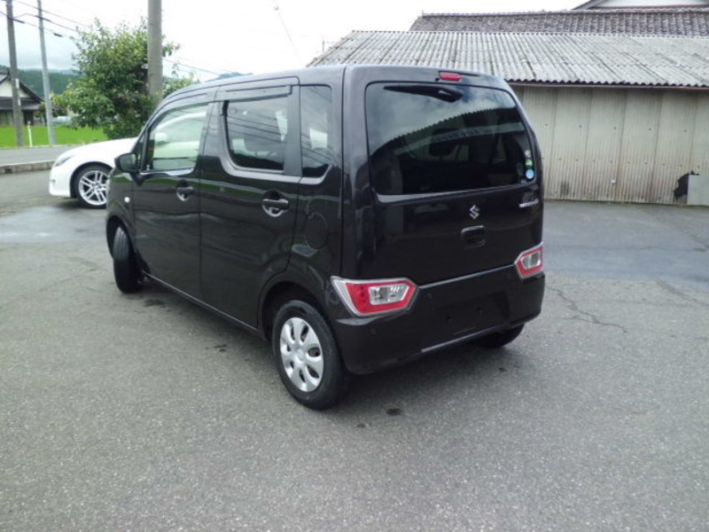 WAGON R