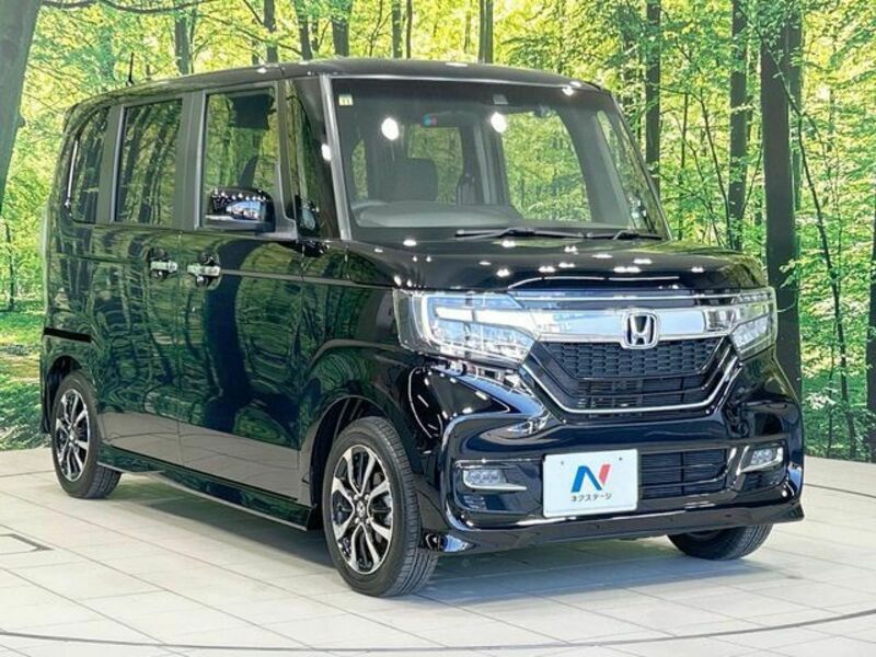 N BOX CUSTOM