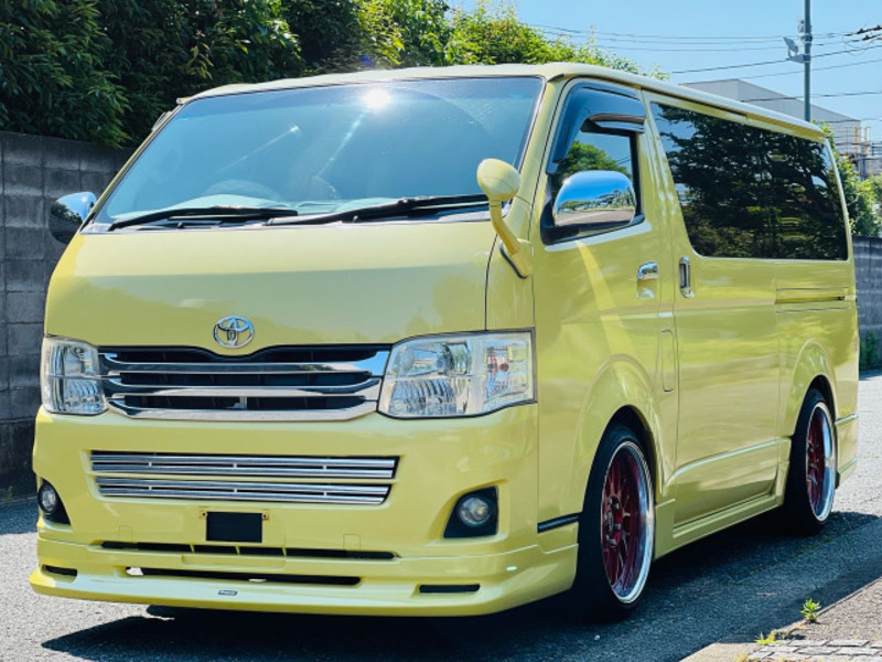 HIACE VAN