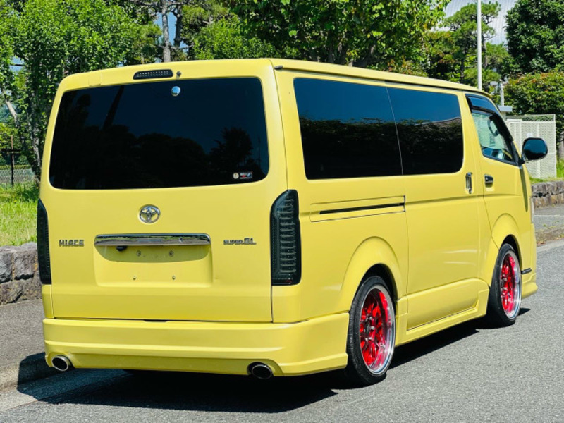 HIACE VAN