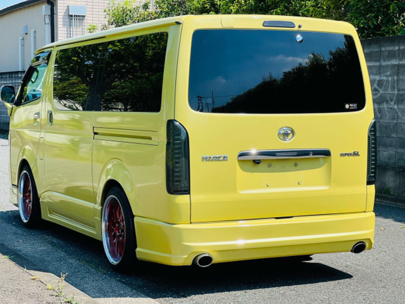 HIACE VAN