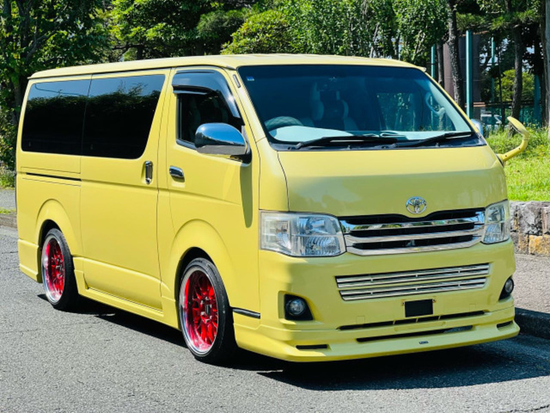 HIACE VAN