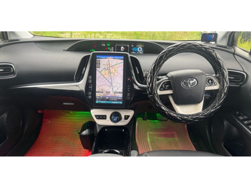 PRIUS PHV