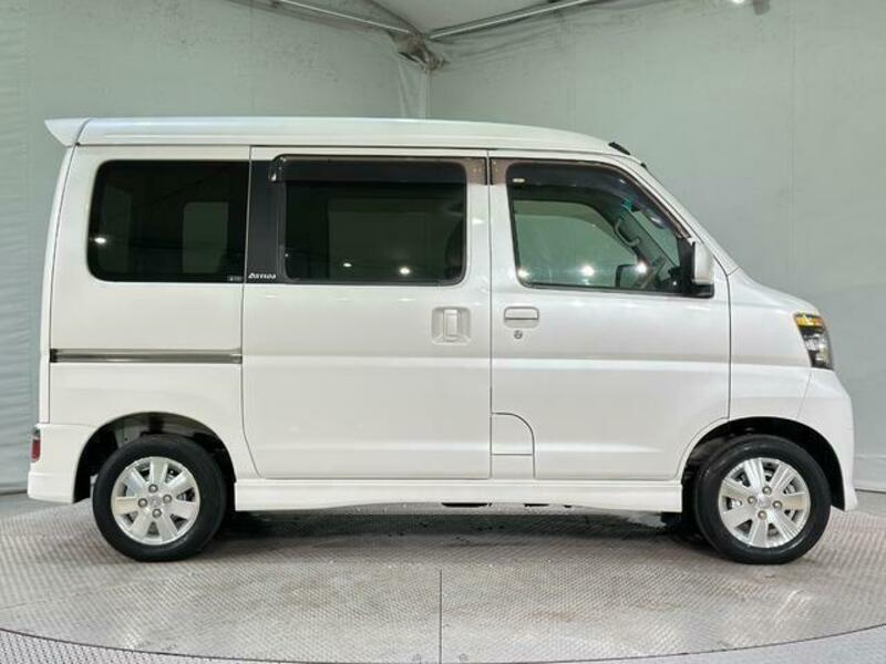 ATRAI WAGON
