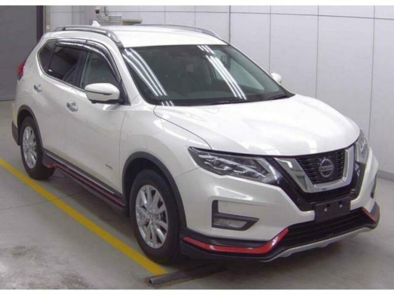 X-TRAIL