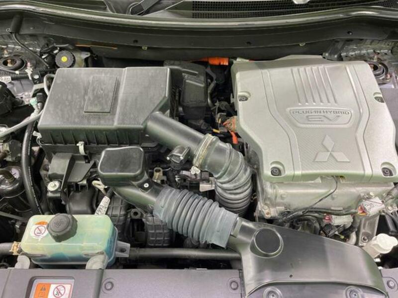 OUTLANDER PHEV