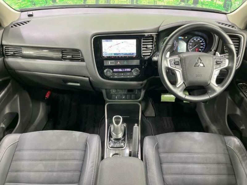 OUTLANDER PHEV