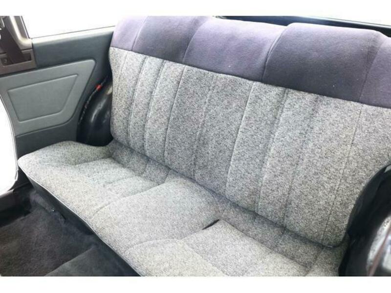 COROLLA LEVIN