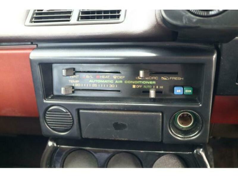 COROLLA LEVIN