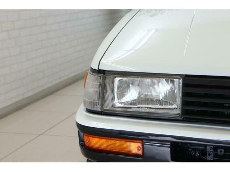 COROLLA LEVIN