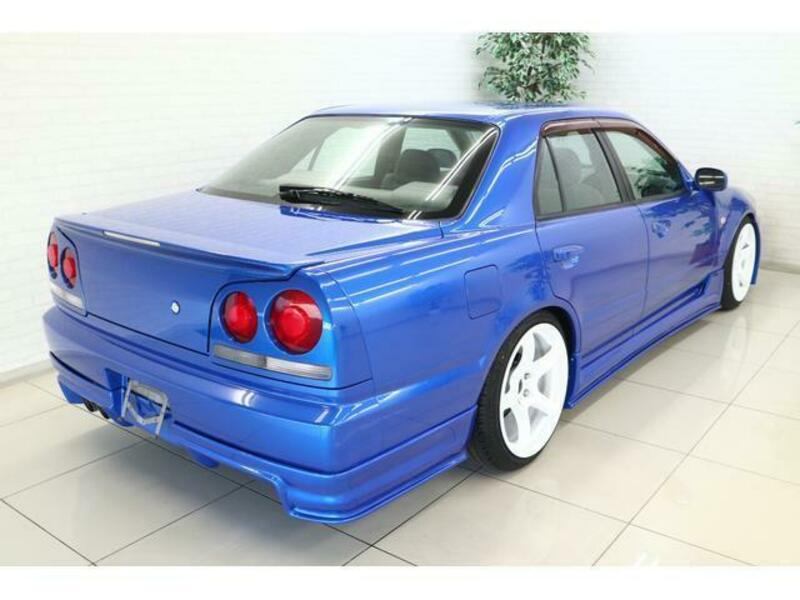 SKYLINE