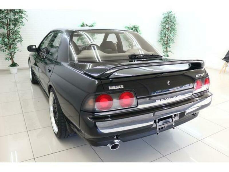 SKYLINE