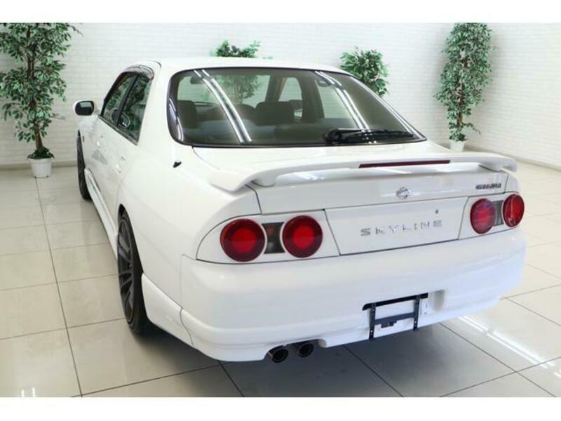 SKYLINE
