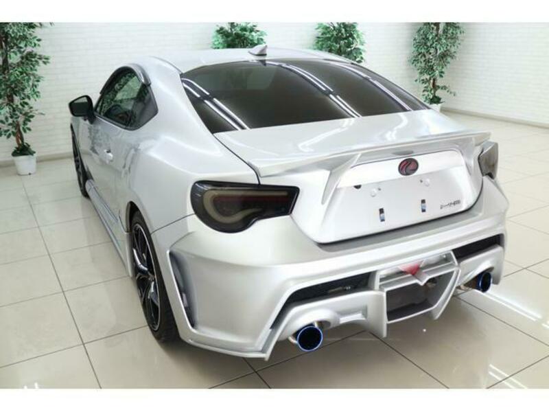 86