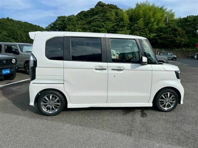 N BOX CUSTOM