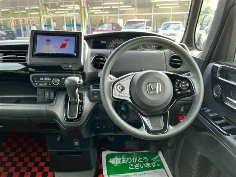 N BOX CUSTOM