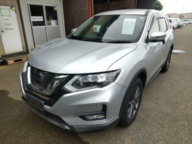 X-TRAIL