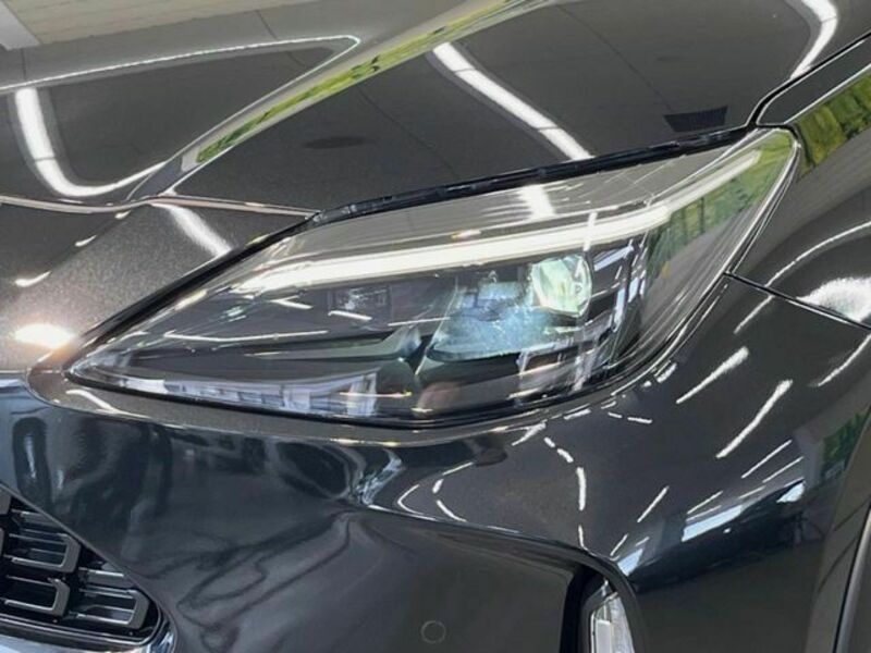 YARIS CROSS