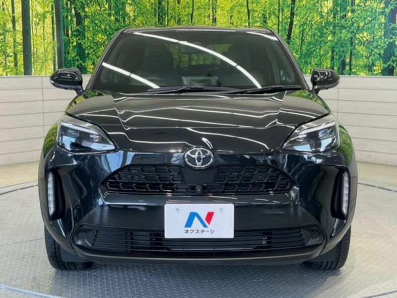 YARIS CROSS