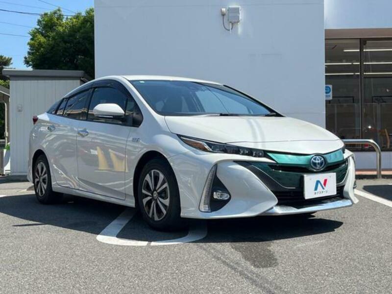 PRIUS PHV